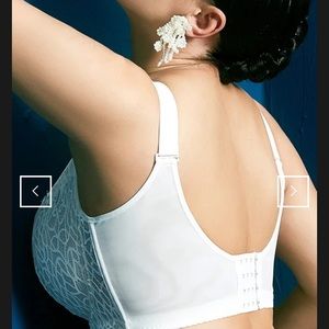 Lace push-up minimizer bra